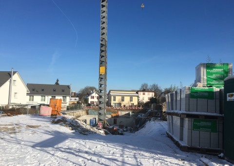 Wohnüberbauung "Chirchenacker" Feuerthalen (ZH). Aufgeteilt in zwei Mehrfamilienhäuser entstehen insgesamt 8 Eigentumswohnungen im Minergie Standard. Bereits alles verkauft!