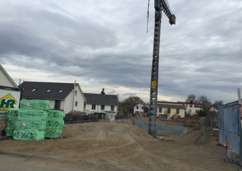 Wohnüberbauung "Chirchenacker" Feuerthalen (ZH). Aufgeteilt in zwei Mehrfamilienhäuser entstehen insgesamt 8 Eigentumswohnungen im Minergie Standard. Bereits alles verkauft!