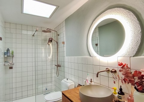 Ankündigung: Saniertes Einfamilienhaus mit unverbaubarer Fernsicht auf den Rhein...